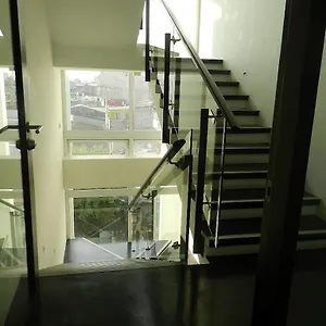https://maia-suites.angeleshotels.net