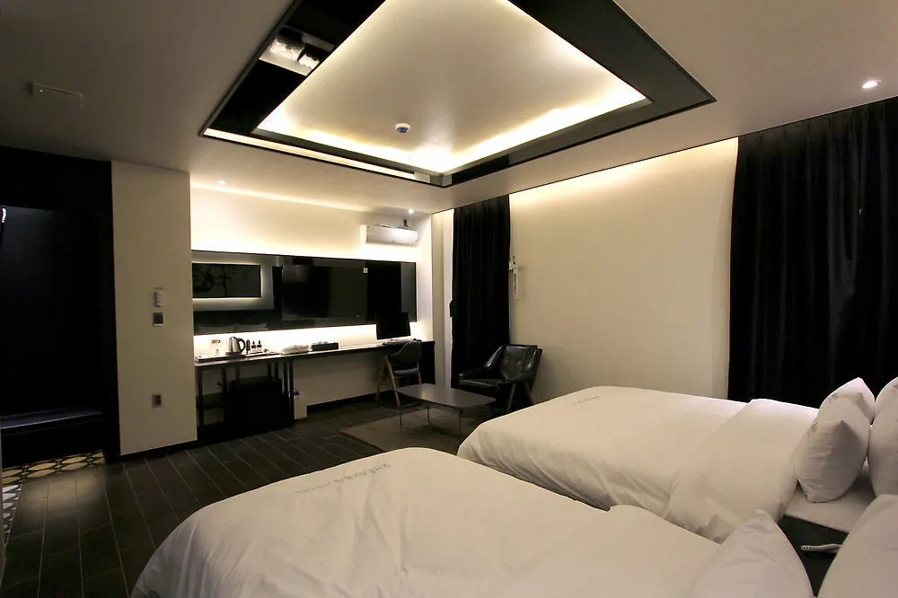 2 Heaven Hotel Seomyeon Busan South Korea